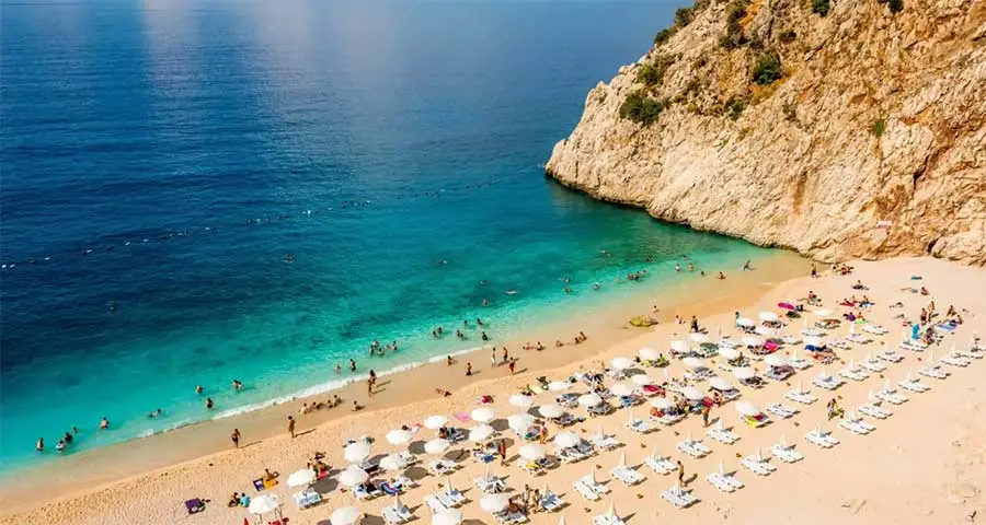 Kaputaş Plajı turkuaz deniz manzarası Antalya